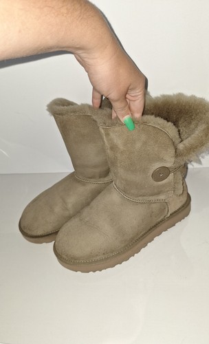Ugg bailey butten - bailey,